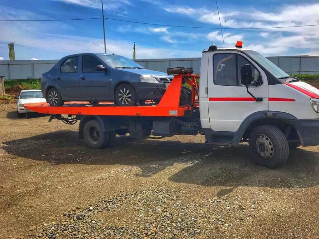 Фото эвакуации Renault