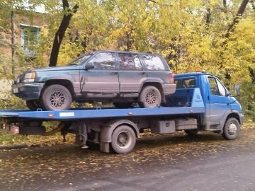 Эвакуация автомобиля на спецтехнике